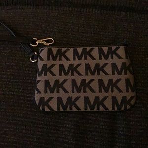 Michael Kors wristlet. Great condition.